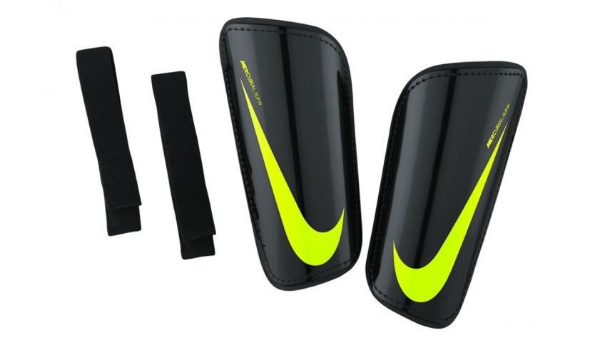 Espinilleras de fútbol Nike Mercurial Hard Shell Slip-In por sólo 9,97€ (41% dto)