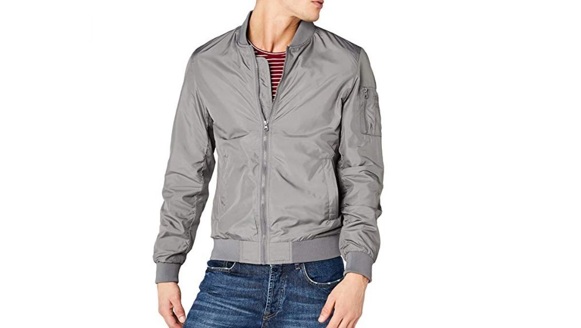 ¡Chollazo! Chaqueta Urban Classics Light por sólo 11,99€ (antes 39,95€)