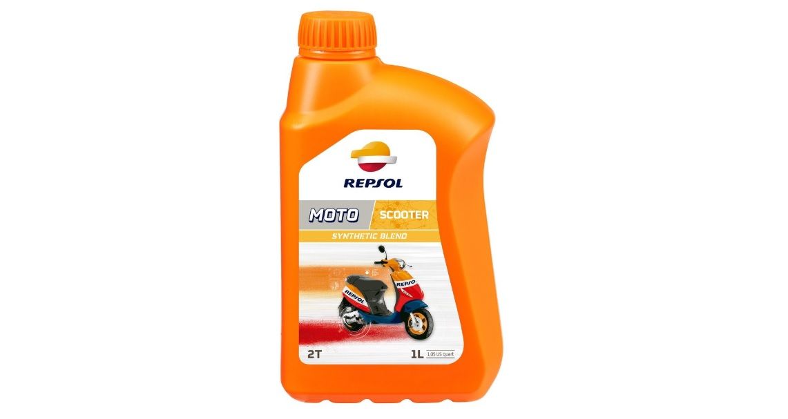 ¡50% de dto! Aceite lubricante Repsol moto Scooter 2T por sólo 5,50€ (antes 11€)