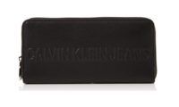 ¡Chollazo! Cartera de mano Calvin Klein Box Large Ziparound por sólo 36,74€ (PVP 75€)