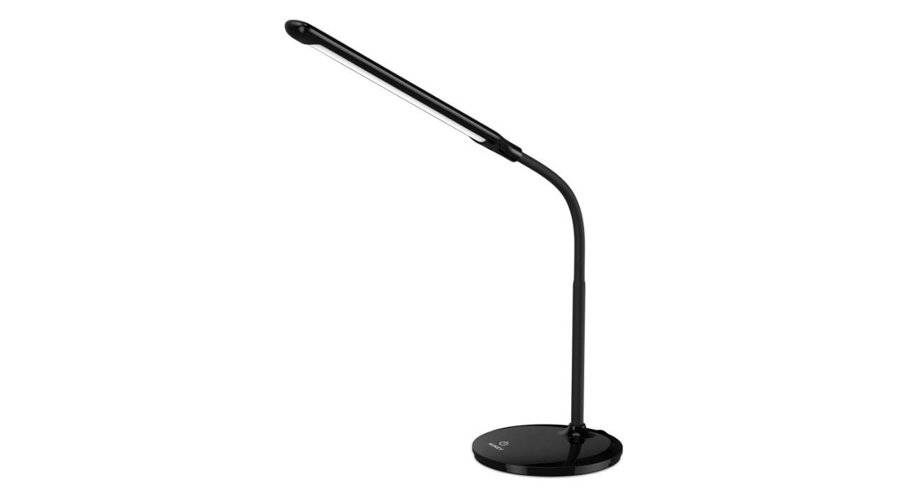 ¡Chollo! Lámpara de escritorio tipo LED con 3 niveles y ajustable por sólo 9,99€ (Antes 21,99€)
