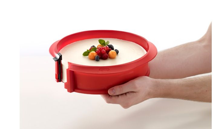 Molde desmontable de 23 cm con base de cerámica Lékué por sólo 15,49€ (PVP 27€)