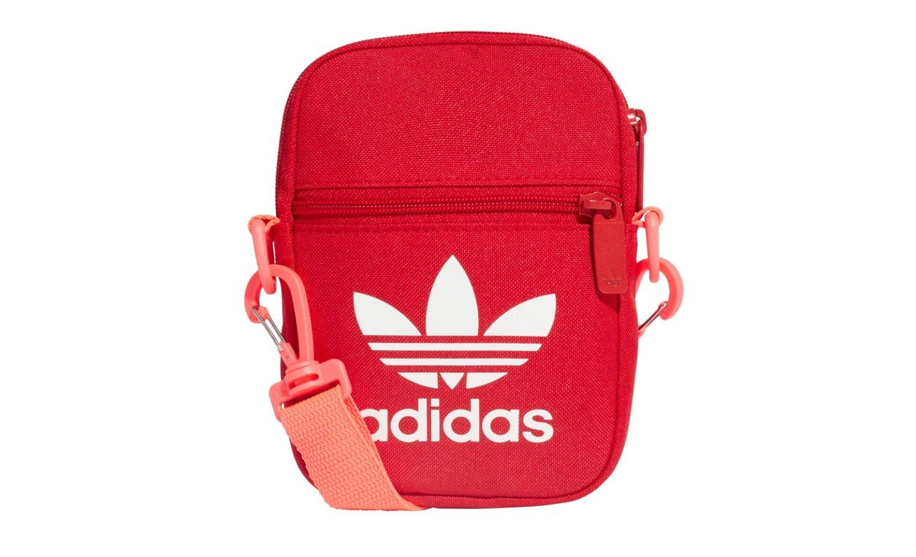 escocés cuello cafetería Preciazo! Bandolera Adidas Fest Bag por sólo 8,95€ (antes 17,95€)