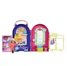 Barbie Extra Minis Boutique - Set de juego portátil con muñeca pequeña y accesorios y looks de moda