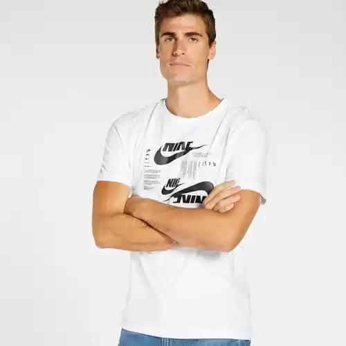 Camiseta Nike Multiswoosh