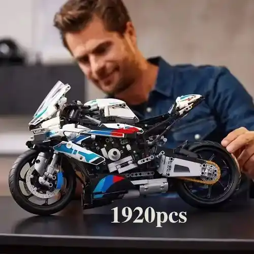 Moto en Bloques de Construcción