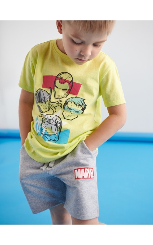 Pantalón corto de Marvel