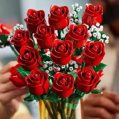 Ramo de flores románticas con rosas (bloques de construcción)